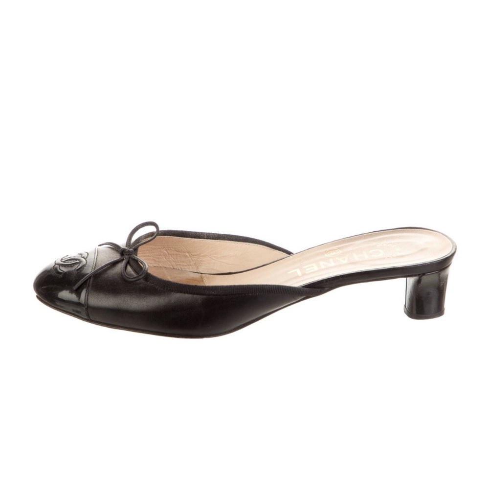 CHANEL Ballet Slipper Mules